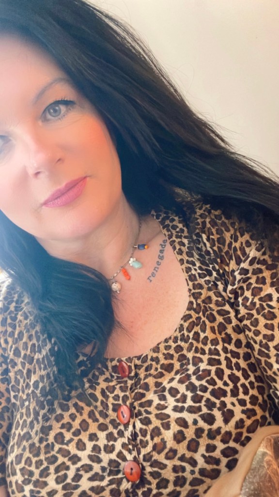 {“eId”:”239828301971589″,”CameraPosition”:2}